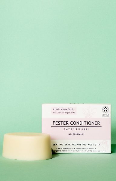 Fester Conditioner Aloe-Magnolie mit Verpackung von Savon du Midi.
